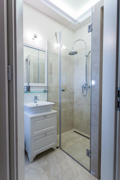 Poznanska Metro Centrum Apartment ワルシャワ エクステリア 写真